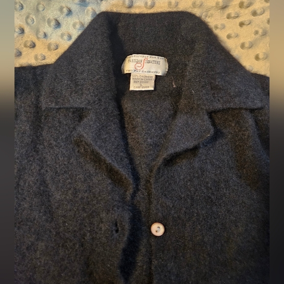 Classic Timeless Black Cashmere Women's Sweater Quiet Luxury Buttons Soft - Picture 4 of 13